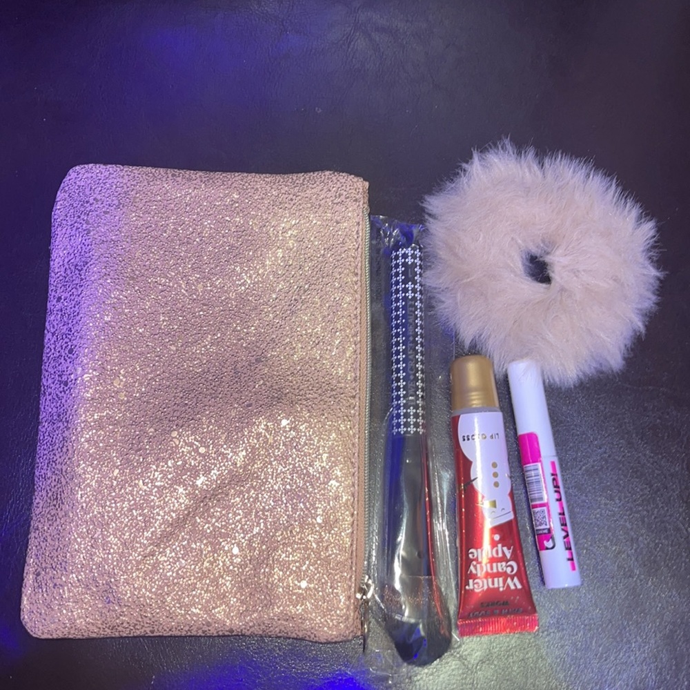gift bag makeup